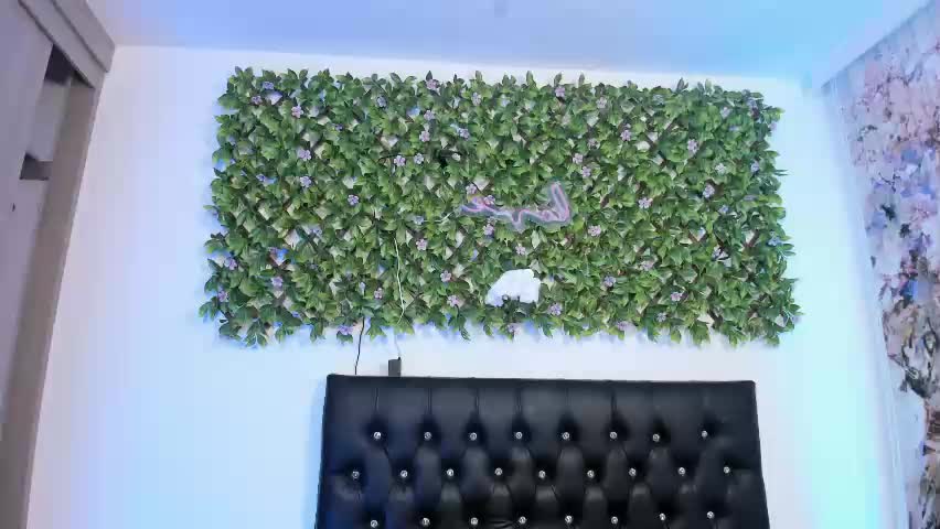 zoe_and_valeria Приват Записи 2026-04-30