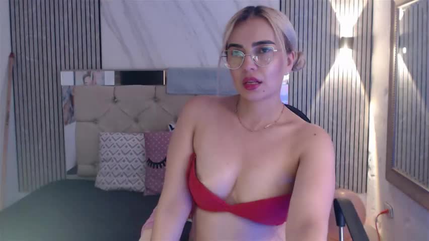 julieta__fox_ Приват Записи 2026-05-03