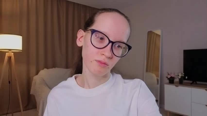 lynettebails Приват Записи 2026-05-04