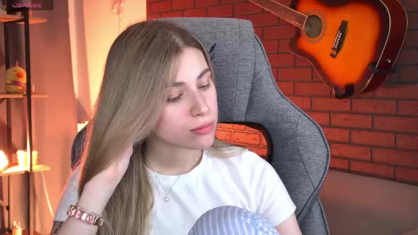 elliecutes Приват Записи 2026-05-04