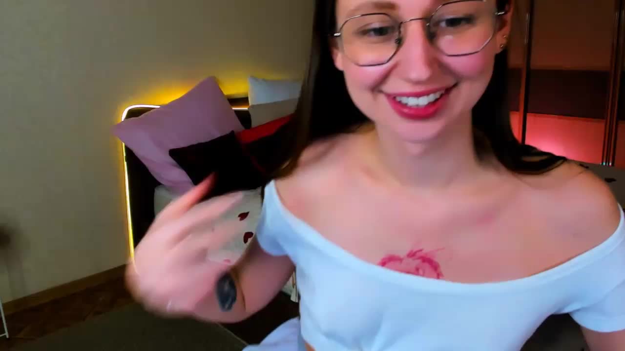 YourLovellyStory Приват Записи 2026-05-04