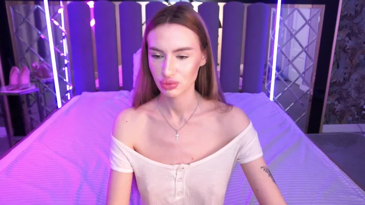 SnowWhiteee Приват Записи 2026-05-04