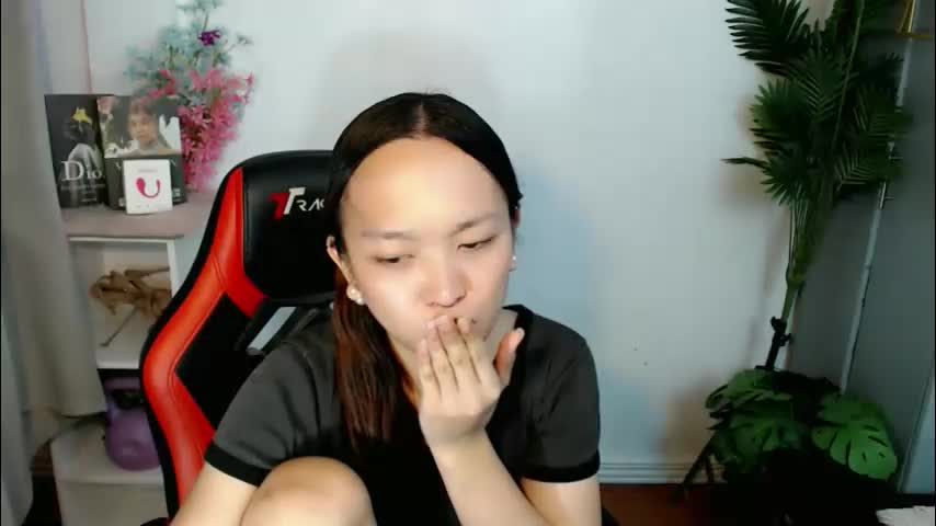 sweetlunarose Приват Записи 2026-05-05