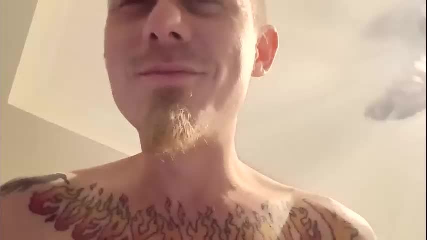 carolinajuggalo17 Приват Записи 2026-05-05