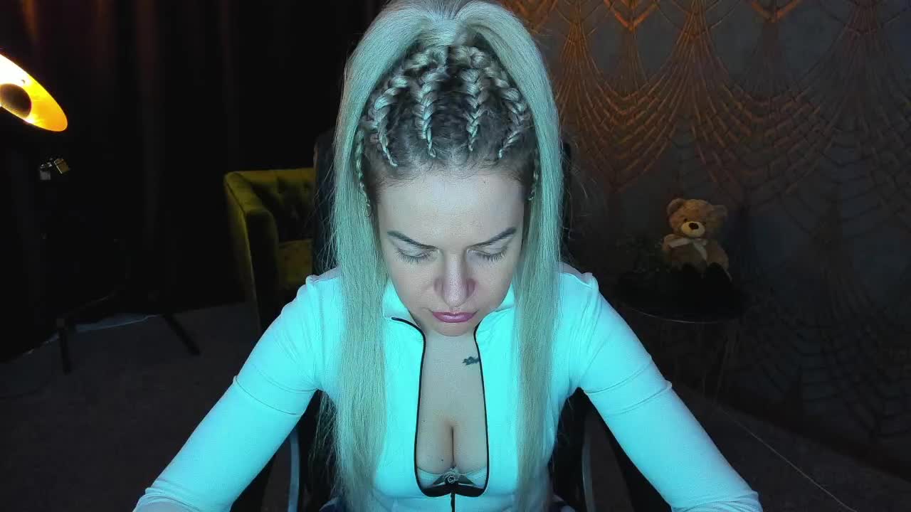 AnnaSnow Приват Записи 2026-05-05