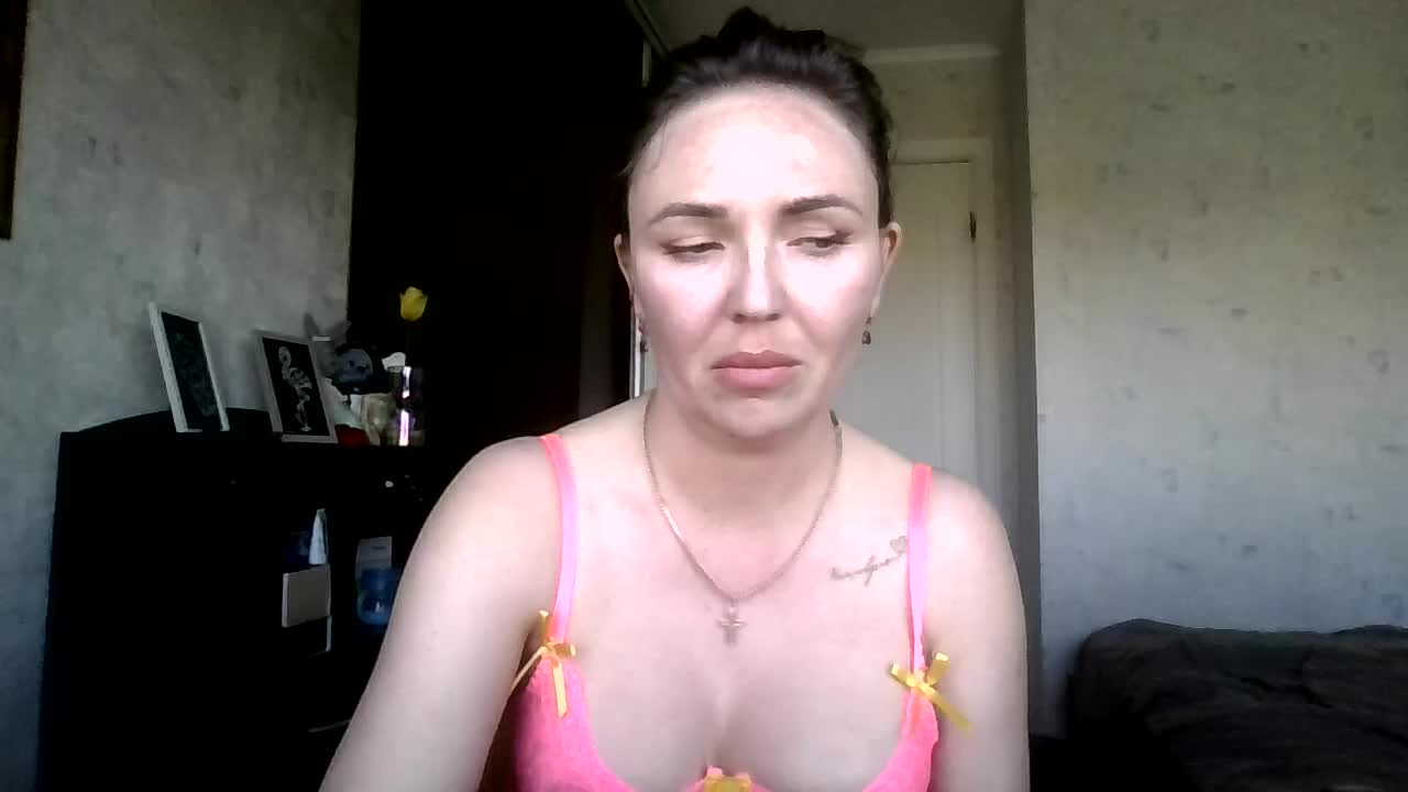 CuteAngelina Приват Записи 2026-05-06