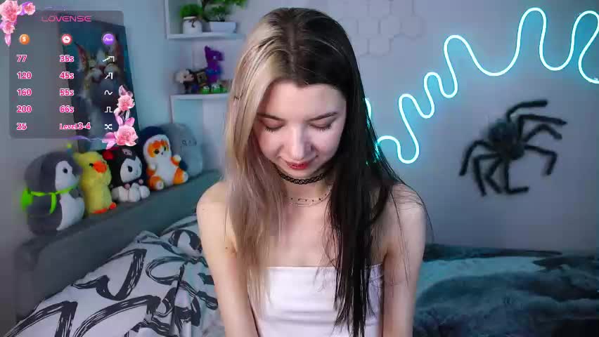 emmie_everly Приват Записи 2026-05-06