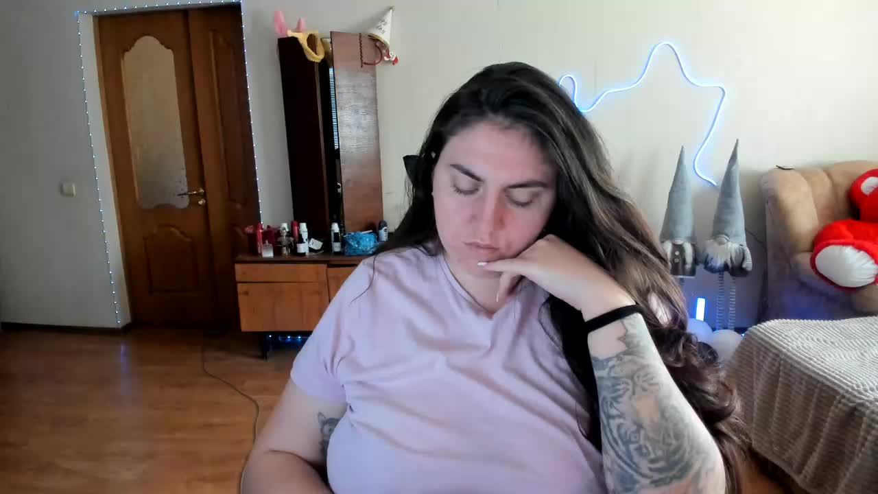 UkraineGirl Приват Записи 2026-05-06
