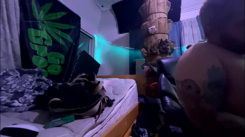 kinkybiguy14 Приват Записи 2026-05-07