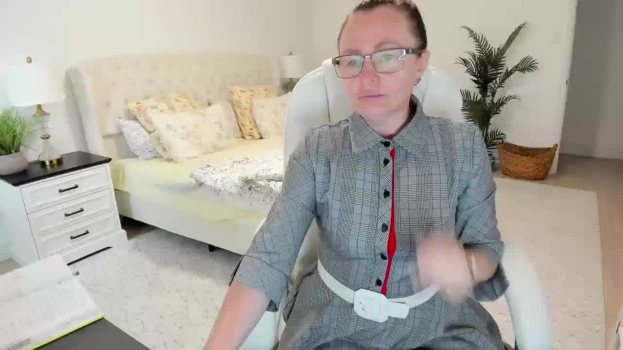 -Michelle- Приват Записи 2026-05-10