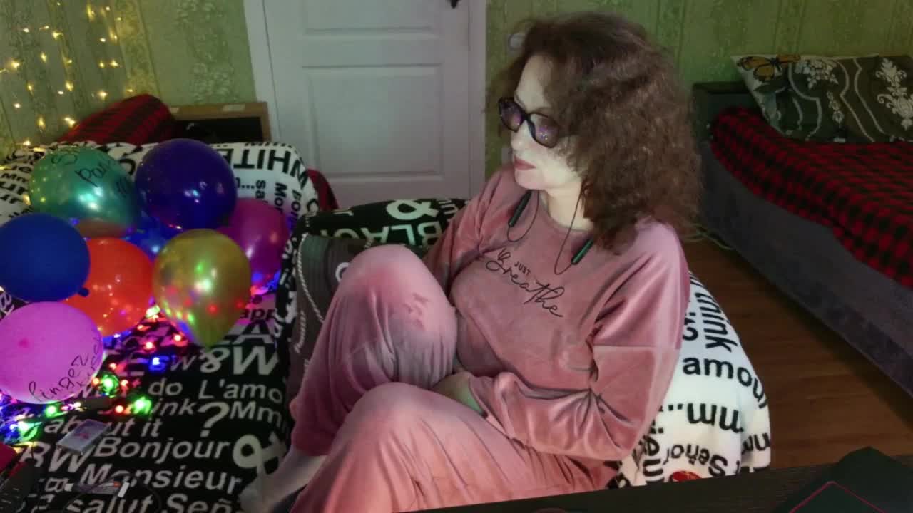 MeganIris Приват Записи 2026-05-12