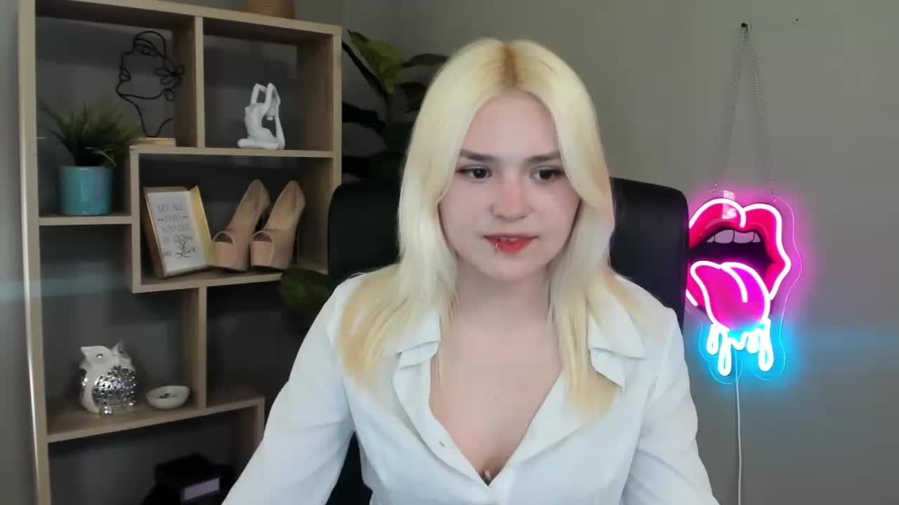 SweetLilyxo Приват Записи 2026-05-12