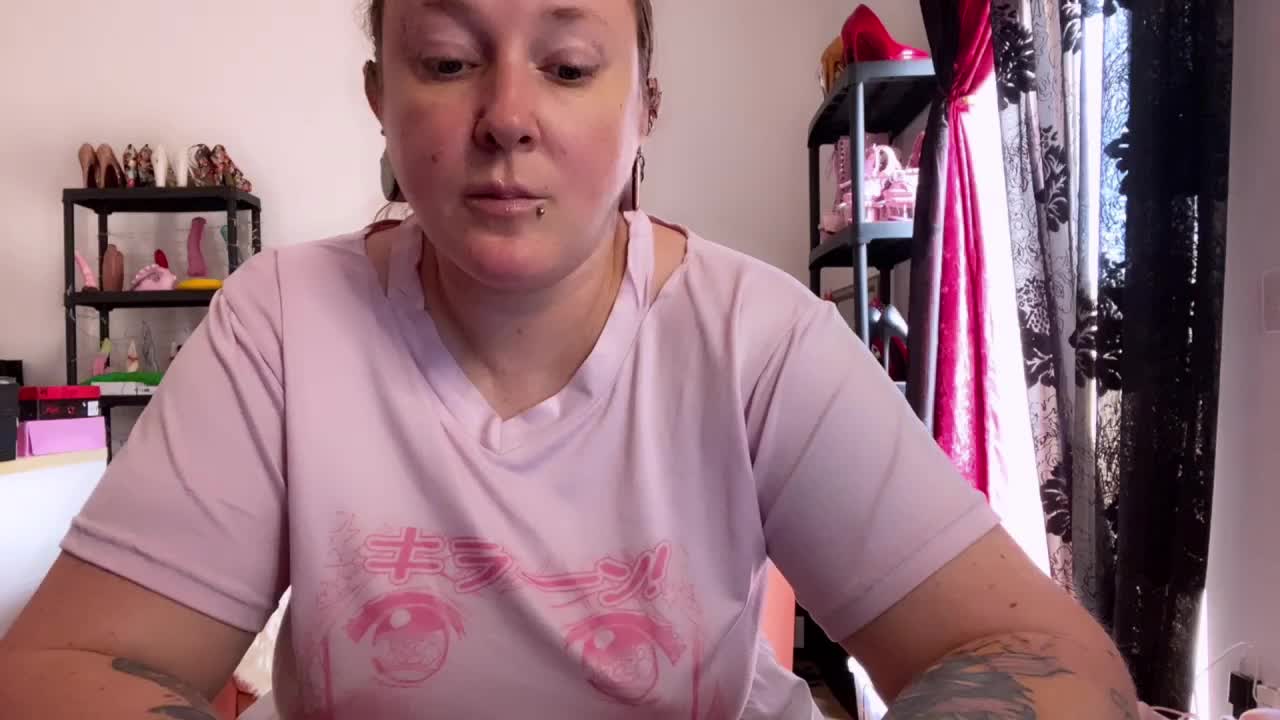 NylonQueen Приват Записи 2026-05-12