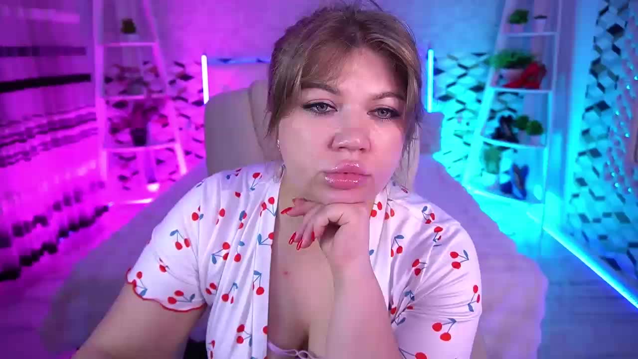AmellyWhite Приват Записи 2026-05-13