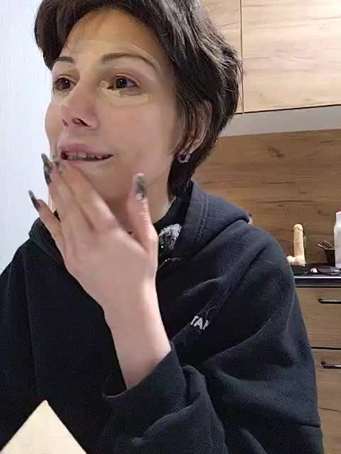 Tinablackkk Приват Записи 2026-05-13
