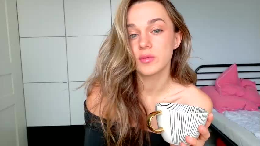 mmminnie Приват Записи 2026-05-13