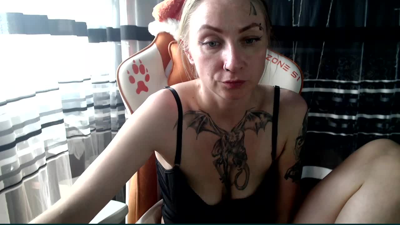 Lollifoxy Приват Записи 2026-05-13