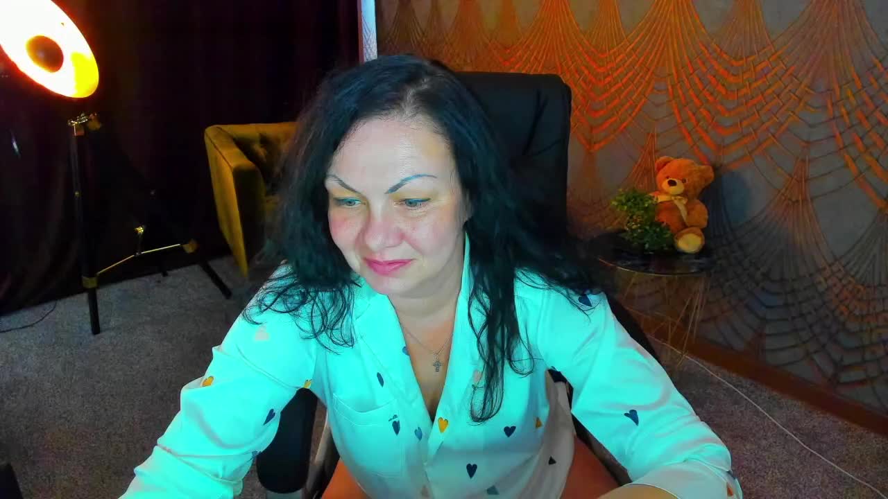 IrissMoon Приват Записи 2026-05-13