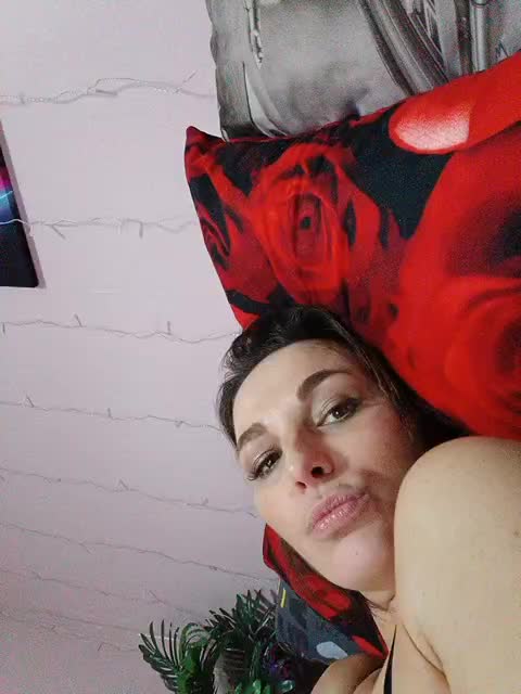 Naomi-milf Приват Записи 2026-05-14