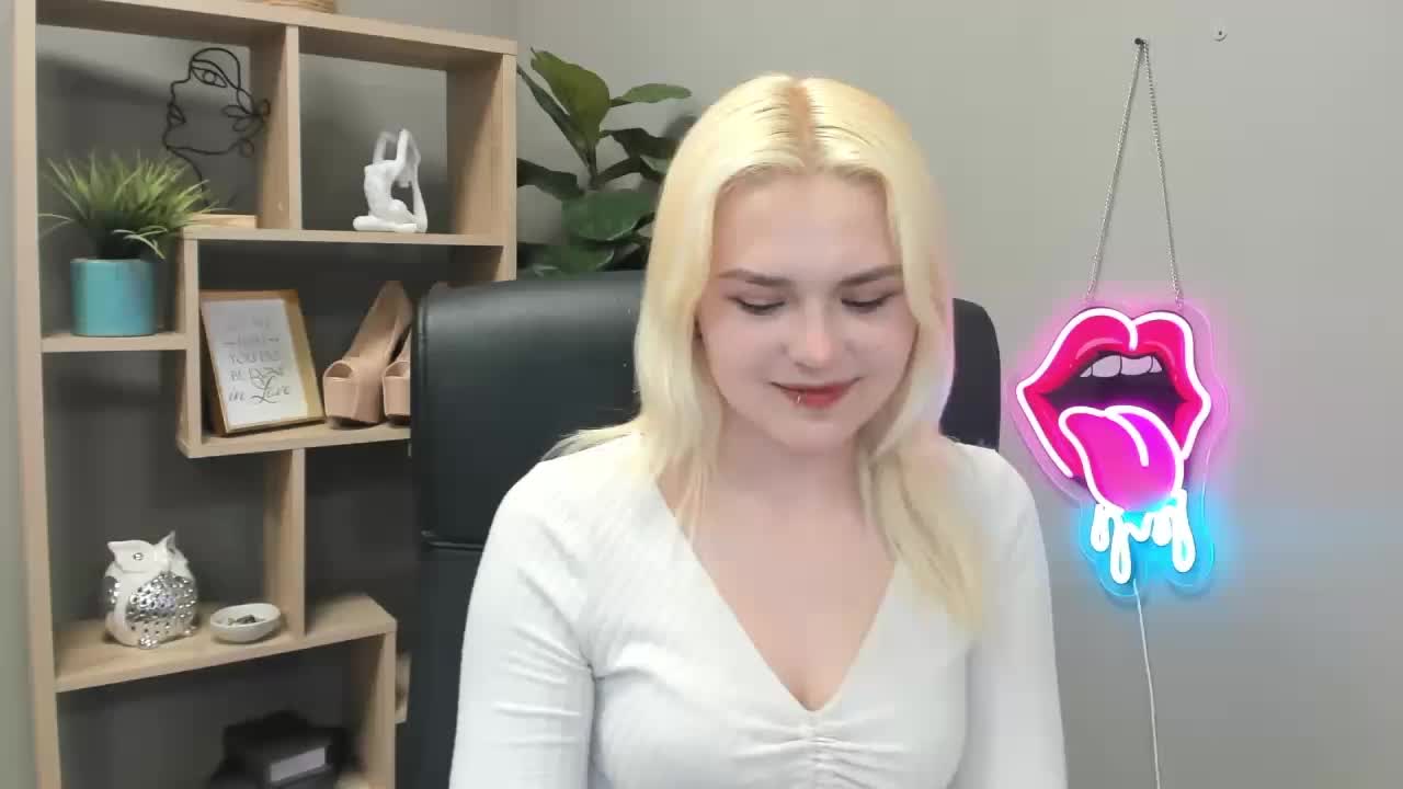 SweetLilyxo Приват Записи 2026-05-14