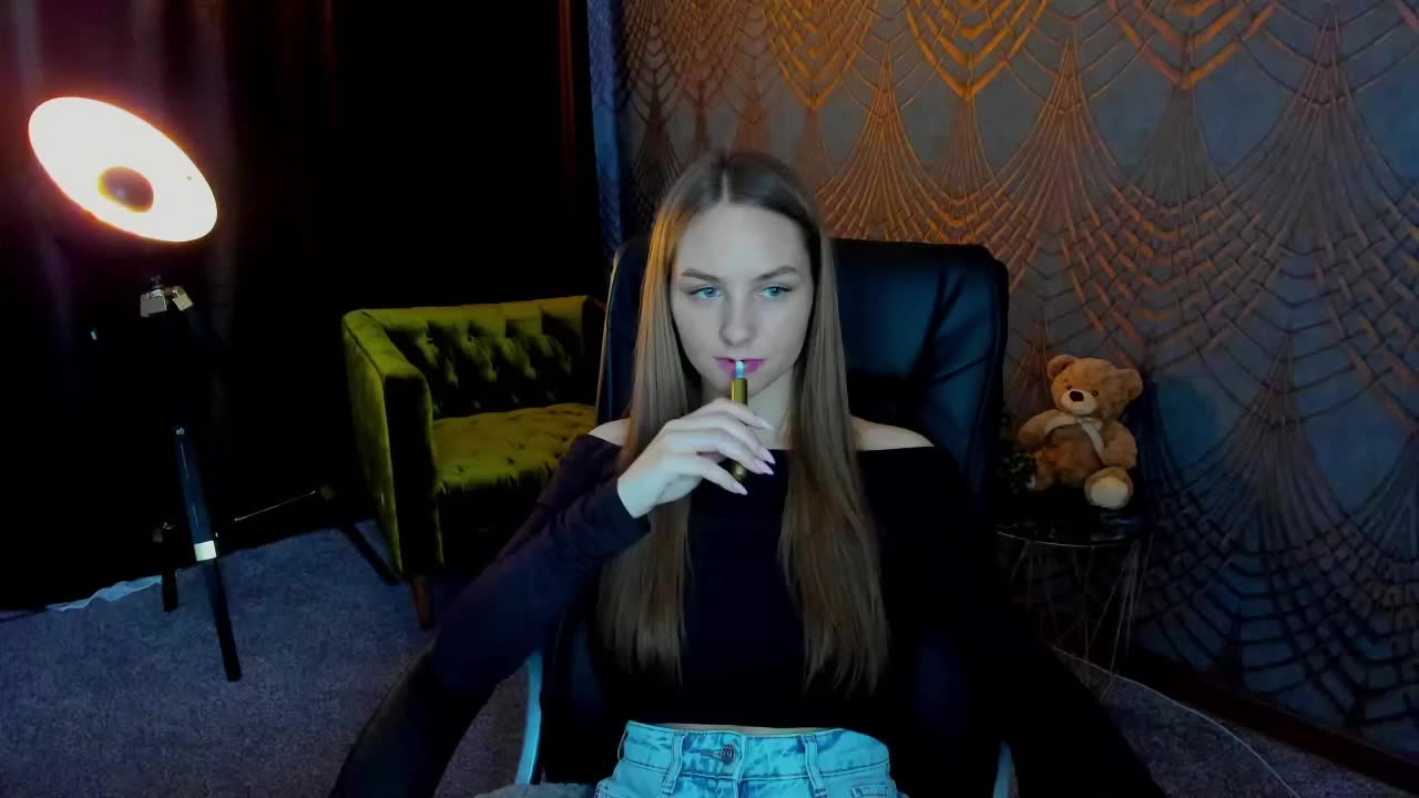MilaAddam Приват Записи 2026-05-14