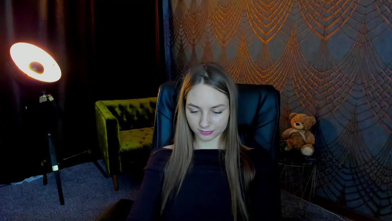 MilaAddam Приват Записи 2026-05-15