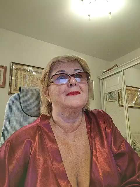 KarinkaSweet Приват Записи 2026-05-15