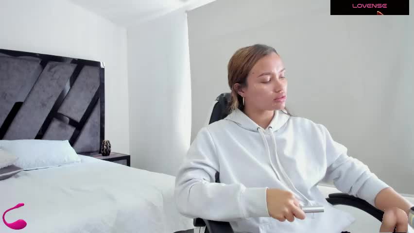annieandstefan Приват Записи 2026-05-15