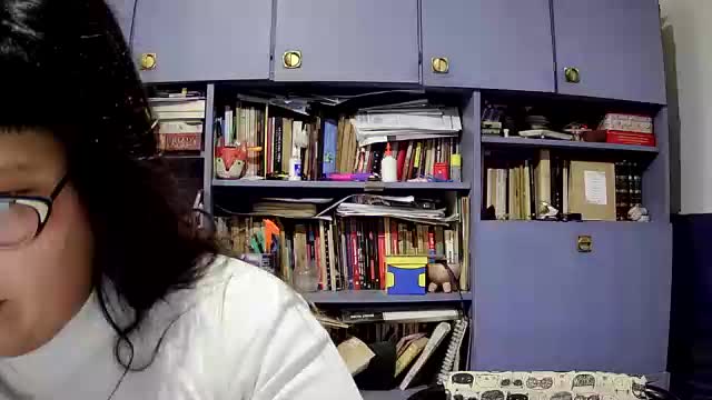 deborahmilk Приват Записи 2026-05-15