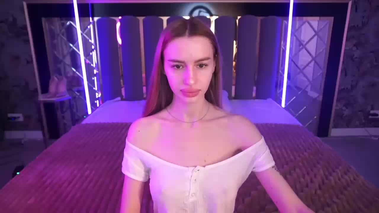 SnowWhiteee Приват Записи 2026-05-15