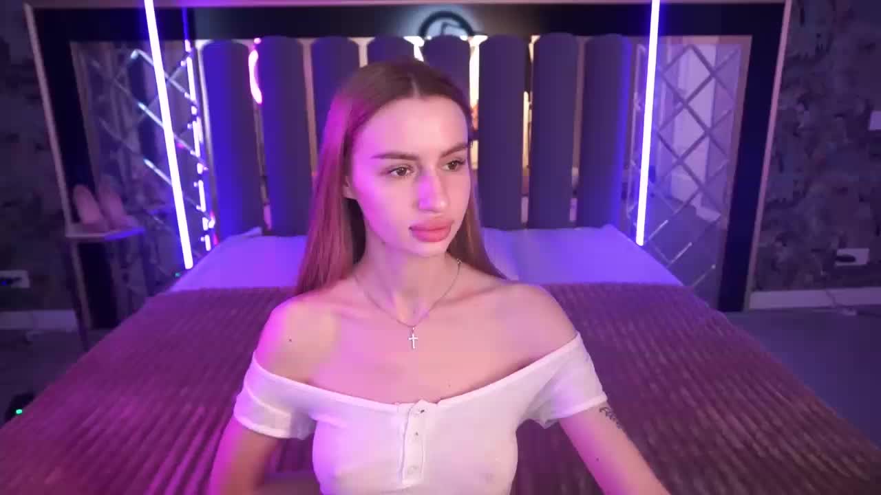 SnowWhiteee Приват Записи 2026-05-15