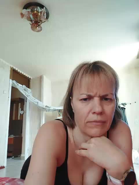 KissaHot Приват Записи 2026-05-15