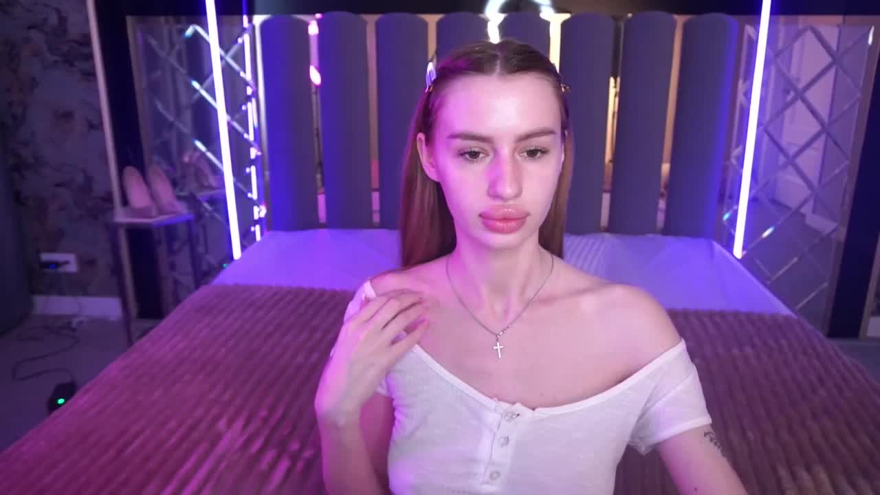 SnowWhiteee Приват Записи 2026-05-16