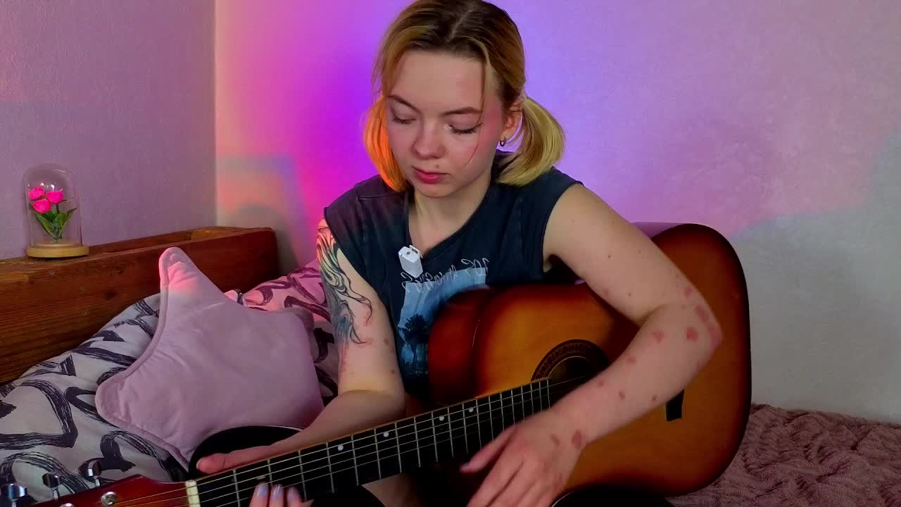 Melinakittyy Приват Записи 2026-05-16