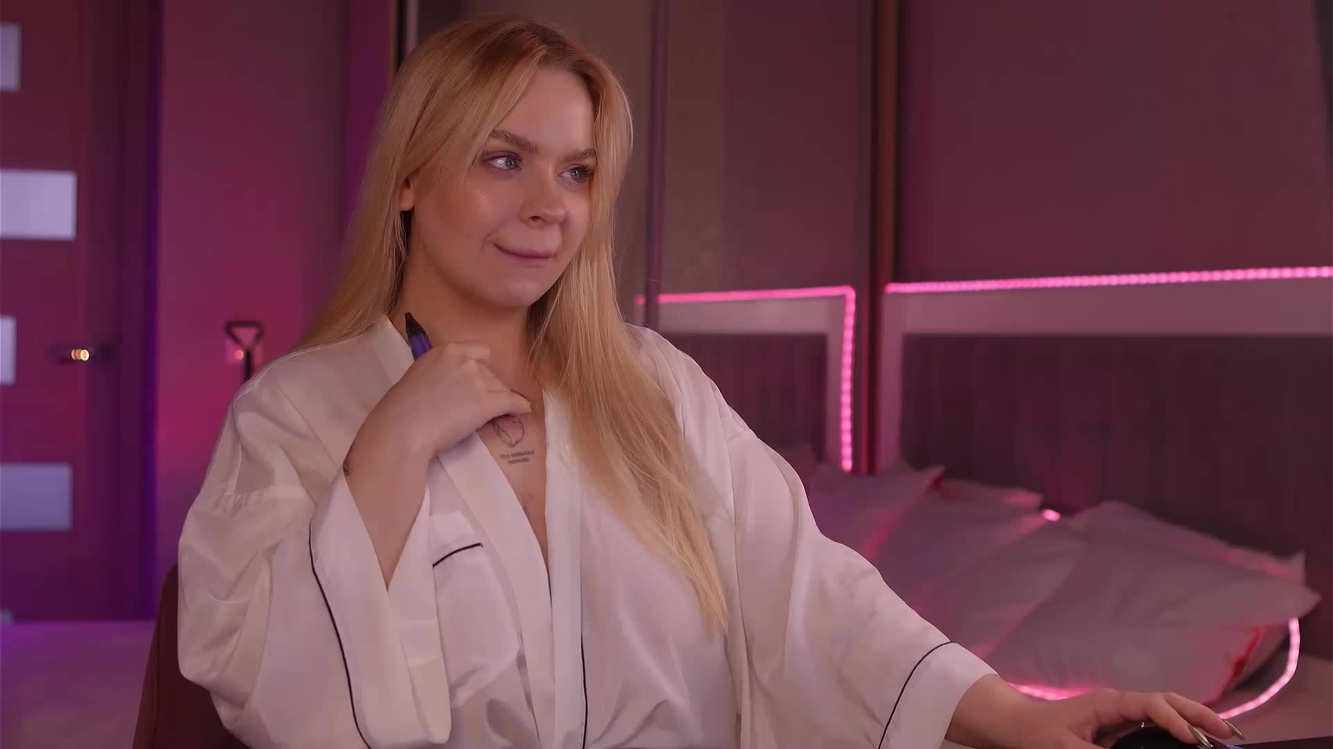 LisaLove4 Приват Записи 2026-05-17