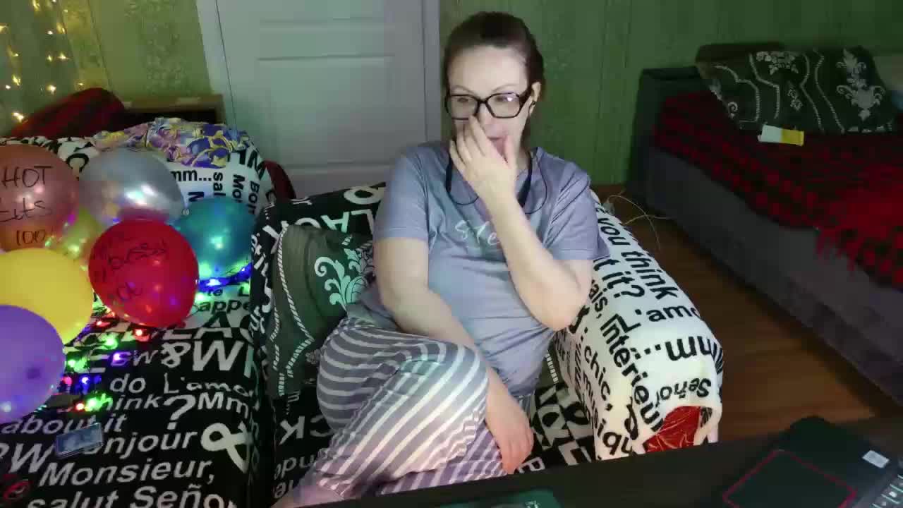 MeganIris Приват Записи 2026-05-17