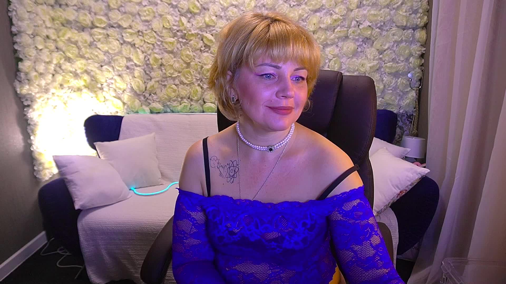 AmiraNight Приват Записи 2026-05-17