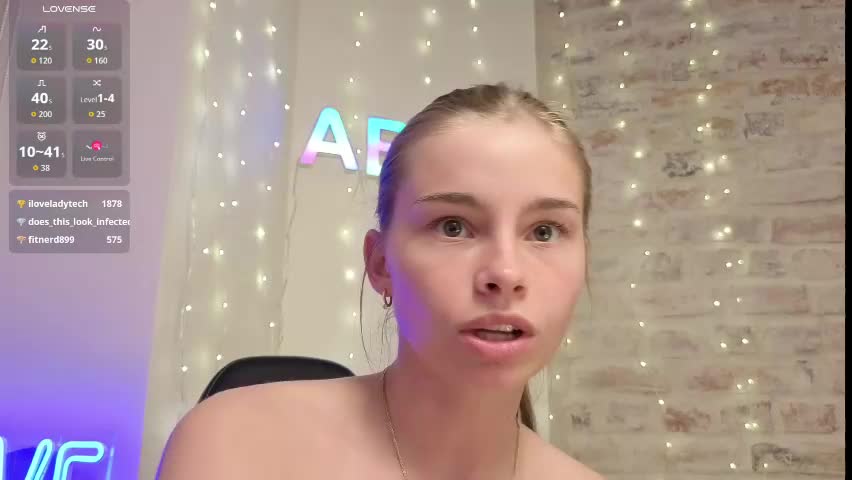 roxxxie_reid Приват Записи 2026-05-17