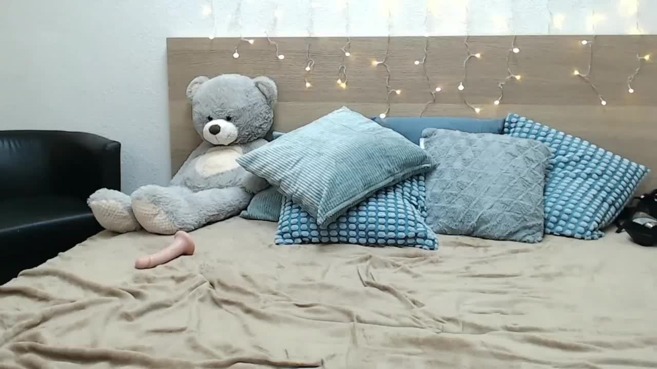 SopheyMoon Приват Записи 2026-05-19