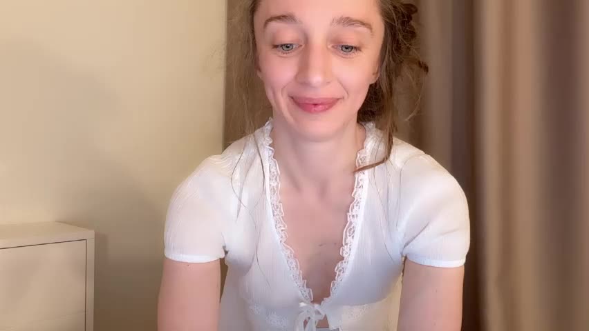 shy_schoolgirl_ Приват Записи 2026-05-19