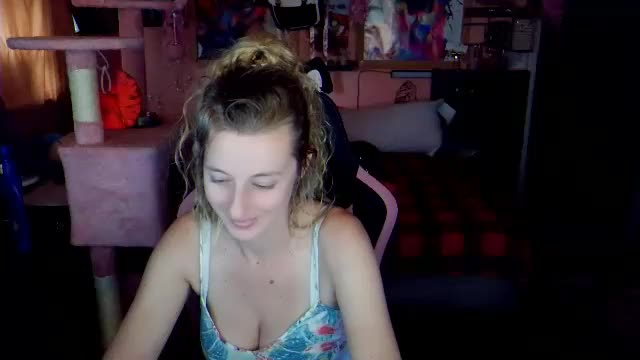 yoursecretgirlfriend963 Приват Записи 2026-05-19