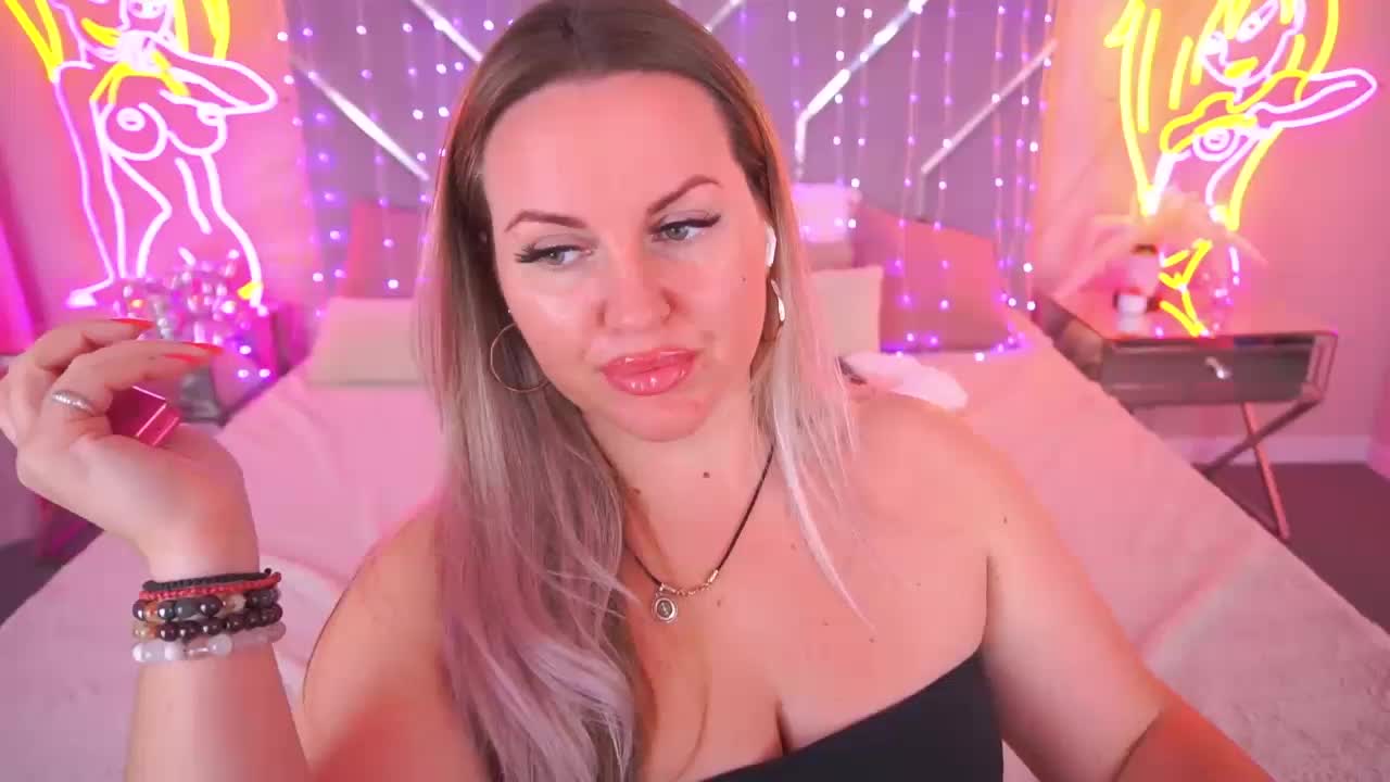 KiraCandyS Приват Записи 2026-05-19