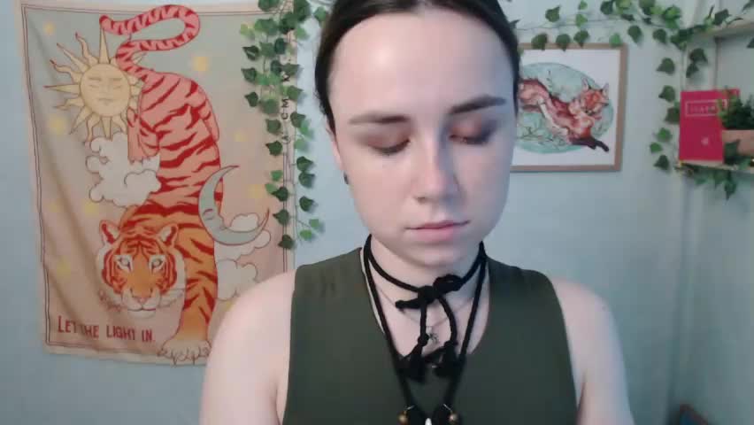 veryveryvery_shy Приват Записи 2026-05-19