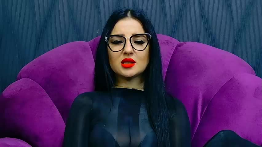 vivianreeve Приват Записи 2026-05-20