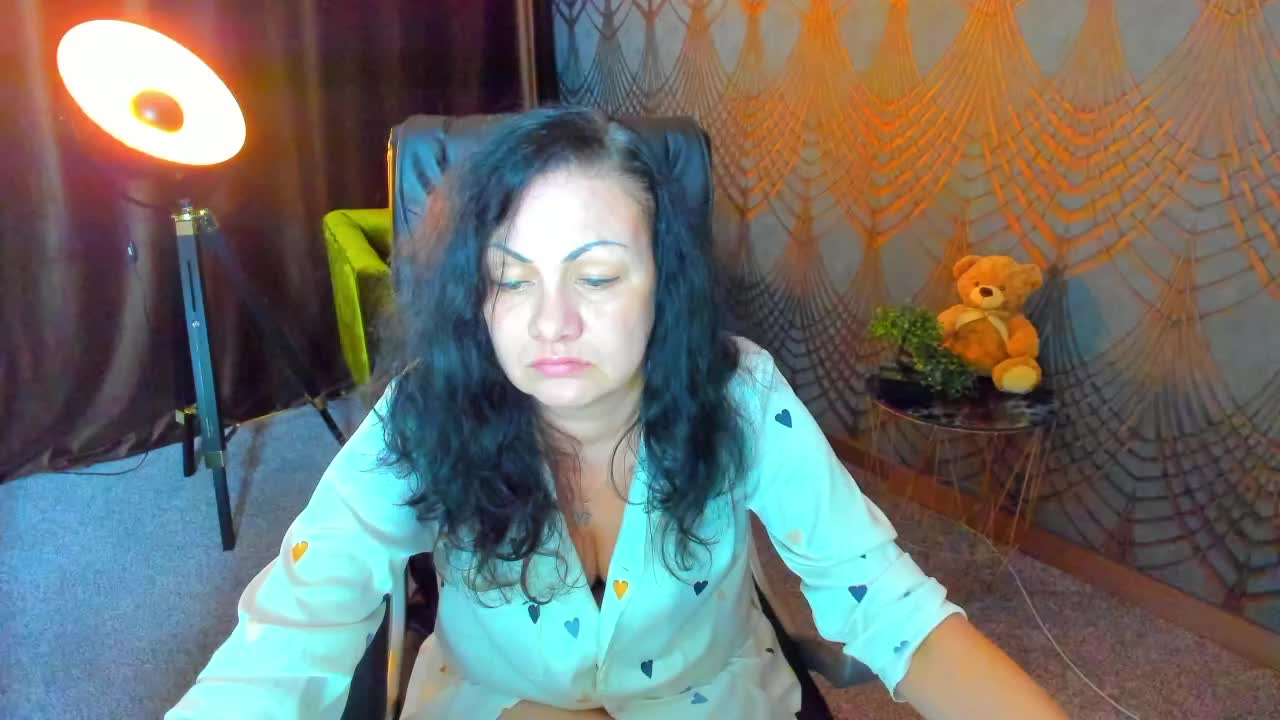 IrissMoon Приват Записи 2026-05-20