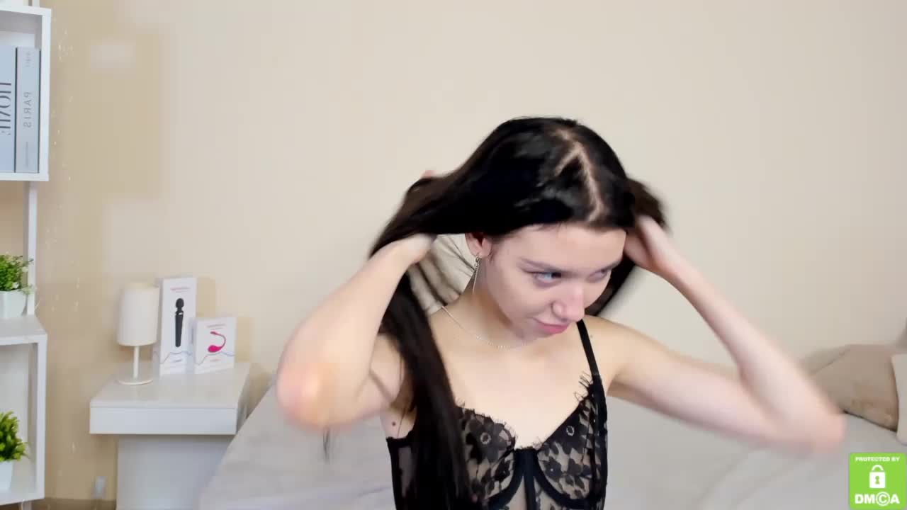 Amelia-skyy Приват Записи 2026-05-20