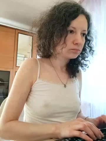 Viviennn Приват Записи 2026-05-20