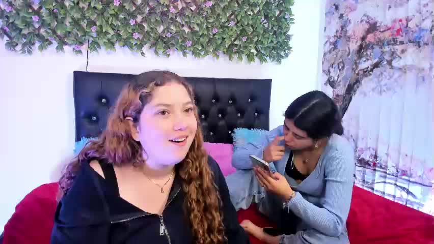 zoe_and_valeria Приват Записи 2026-05-21