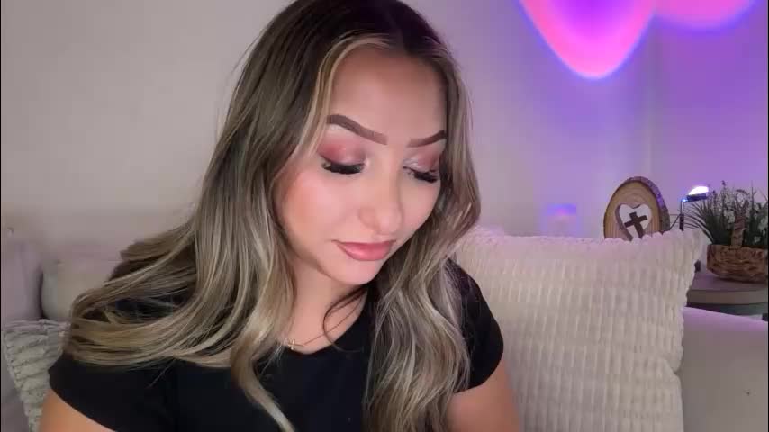 nicolelovesyou444 Приват Записи 2026-05-23