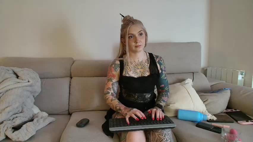 tattoobbgirl Приват Записи 2026-05-23